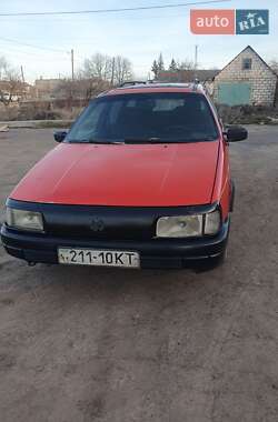 Универсал Volkswagen Passat 1989 в 