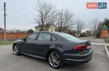 Седан Volkswagen Passat 2017 в 