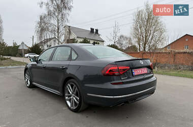 Седан Volkswagen Passat 2017 в 