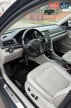 Седан Volkswagen Passat 2017 в 