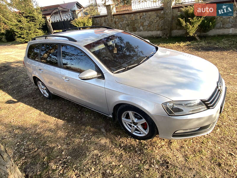 Универсал Volkswagen Passat 2011 в 