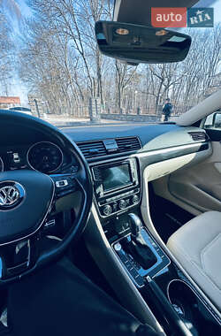 Седан Volkswagen Passat 2018 в 