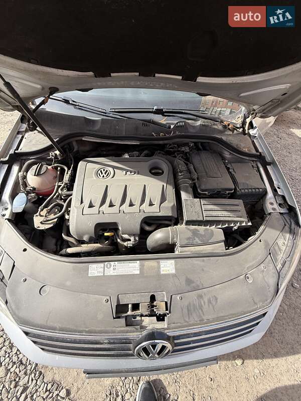 Универсал Volkswagen Passat 2014 в Луцке фото 3 Универсал Volkswagen Passat 2014 в Луцке