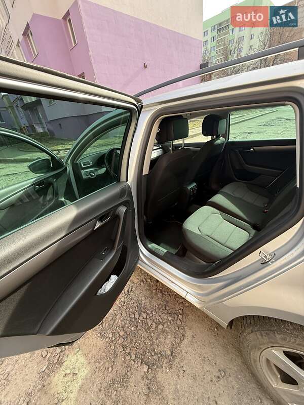 Универсал Volkswagen Passat 2014 в Луцке фото 13 Универсал Volkswagen Passat 2014 в Луцке
