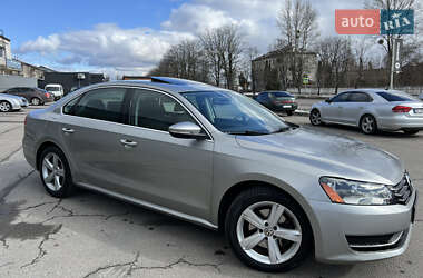 Седан Volkswagen Passat 2012 в 