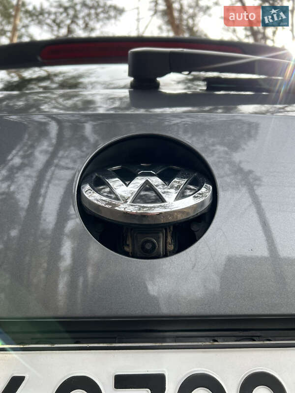 Універсал Volkswagen Passat 2015 в Харкові