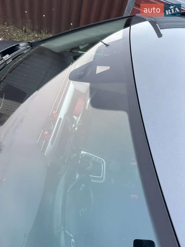 Універсал Volkswagen Passat 2015 в Харкові