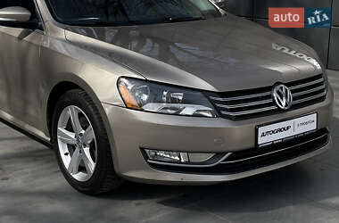 Седан Volkswagen Passat 2014 в Одессе