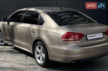 Седан Volkswagen Passat 2014 в Одессе