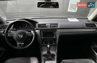 Седан Volkswagen Passat 2014 в Одессе