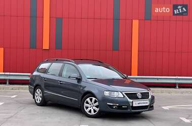 Універсал Volkswagen Passat 2010 в Києві