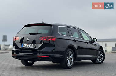 Універсал Volkswagen Passat 2021 в 