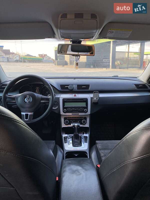 Универсал Volkswagen Passat 2009 в Каменец-Подольском