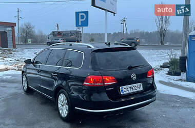 Універсал Volkswagen Passat 2012 в 