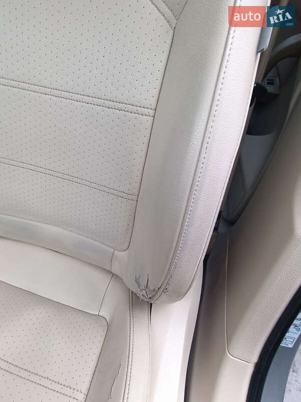 Седан Volkswagen Passat 2012 в Павлограді
