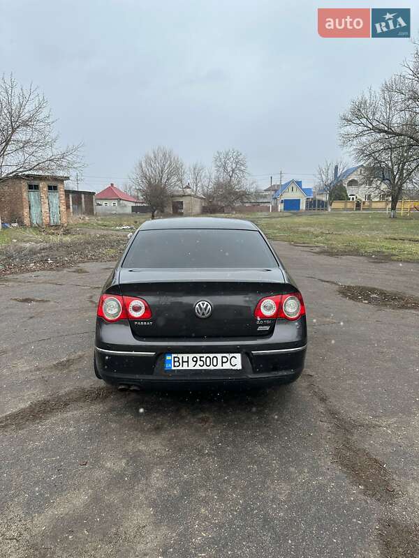 Седан Volkswagen Passat 2005 в Кегичевке