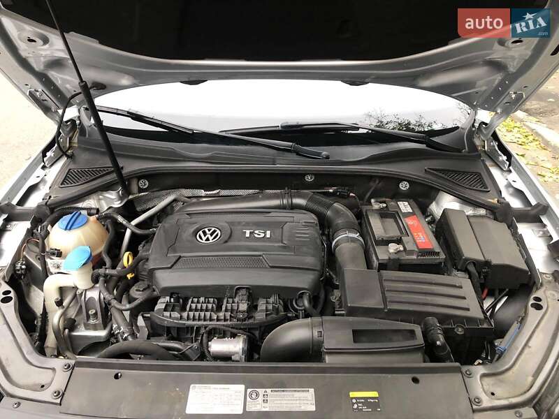 Седан Volkswagen Passat 2015 в Одессе