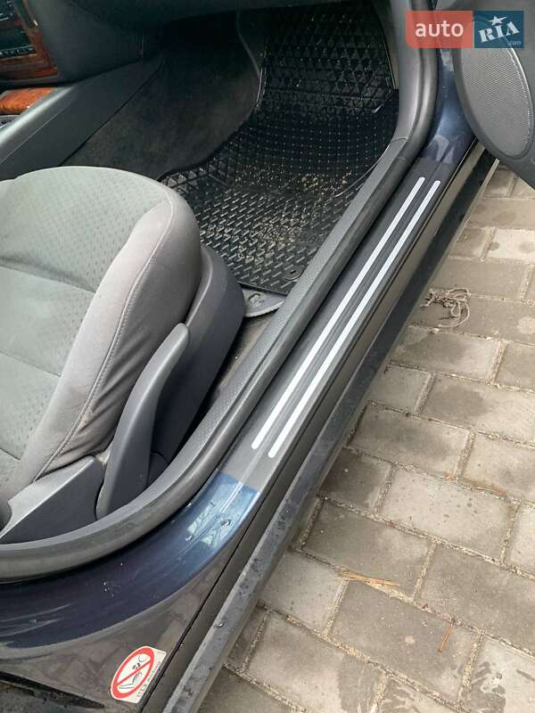 Седан Volkswagen Passat 2004 в Фастове