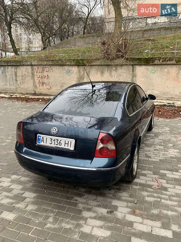 Седан Volkswagen Passat 2004 в Фастове