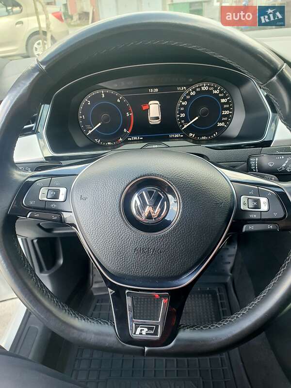 Універсал Volkswagen Passat 2018 в Миколаєві