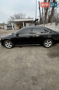 Седан Volkswagen Passat 2013 в Дніпрі