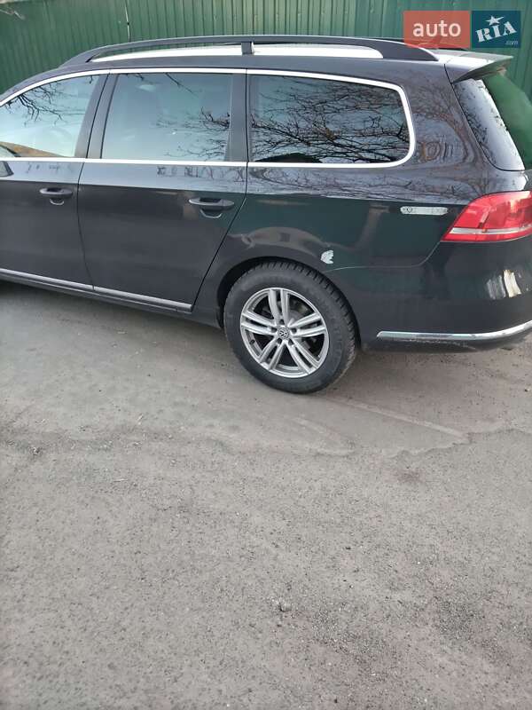 Универсал Volkswagen Passat 2012 в Хмельнике
