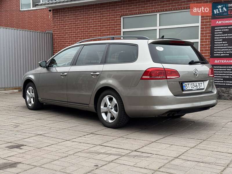 Универсал Volkswagen Passat 2014 в Киеве