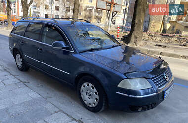 Универсал Volkswagen Passat 2004 в Львове