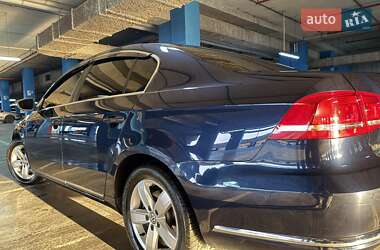 Седан Volkswagen Passat 2014 в 