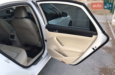 Седан Volkswagen Passat 2015 в 