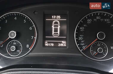 Седан Volkswagen Passat 2015 в 
