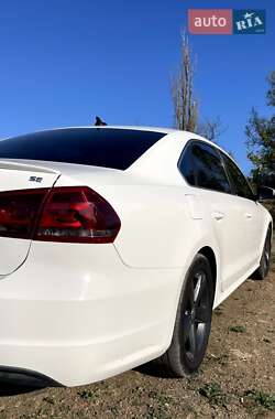 Седан Volkswagen Passat 2013 в Чернигове