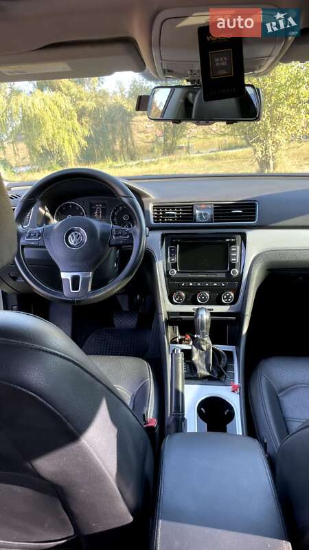 Седан Volkswagen Passat 2013 в Чернигове