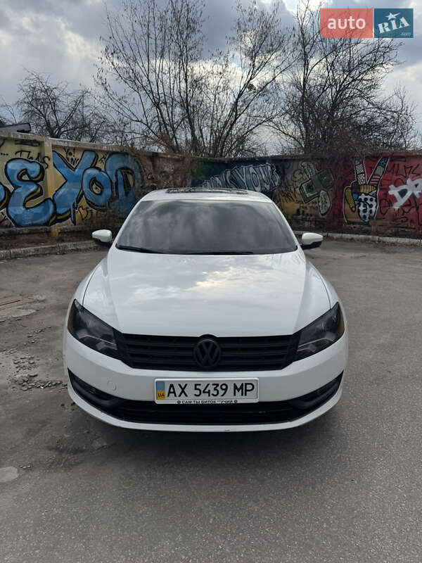 Седан Volkswagen Passat 2013 в 