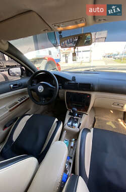 Универсал Volkswagen Passat 2000 в 