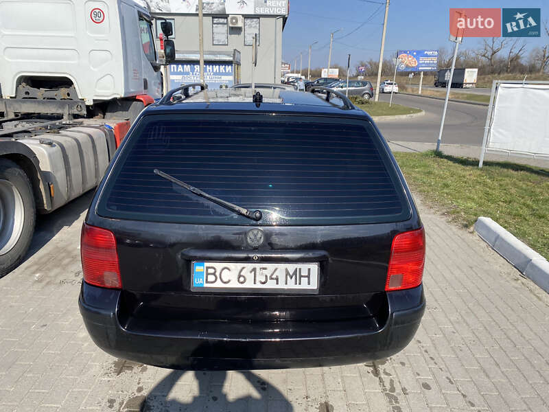 Универсал Volkswagen Passat 2000 в Львове