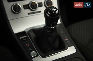 Седан Volkswagen Passat 2014 в 