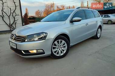 Універсал Volkswagen Passat 2010 в Теофіполі