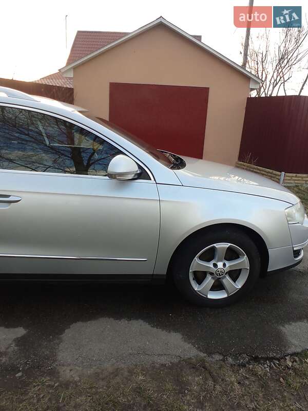Універсал Volkswagen Passat 2007 в Києві