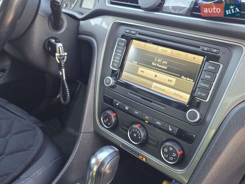 Седан Volkswagen Passat 2014 в Вінниці