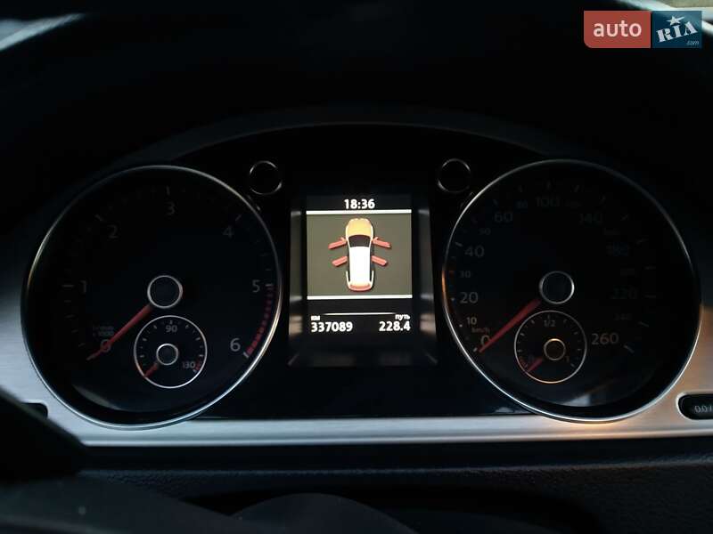 Универсал Volkswagen Passat 2014 в Львове