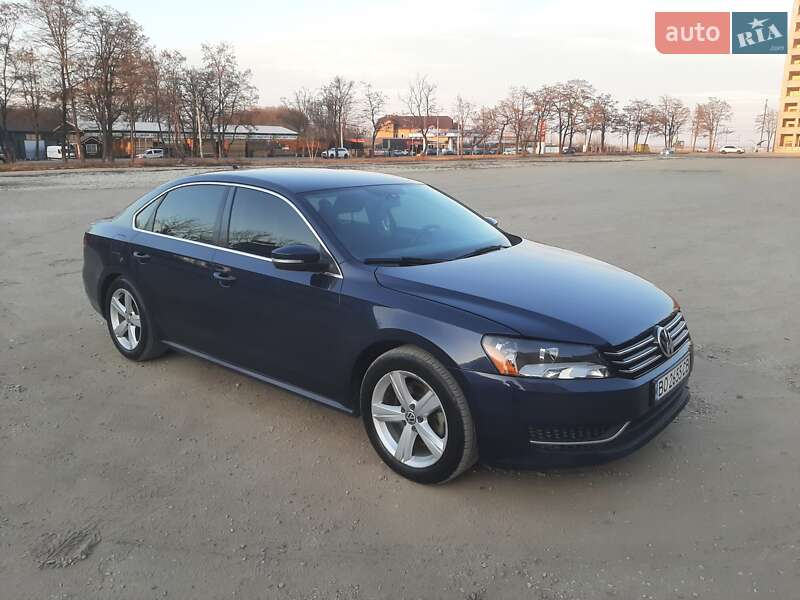 Седан Volkswagen Passat 2012 в Тернополе
