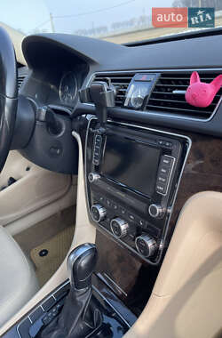 Седан Volkswagen Passat 2014 в Броварах
