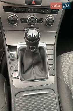 Универсал Volkswagen Passat 2013 в 