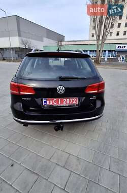 Универсал Volkswagen Passat 2012 в 