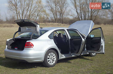 Седан Volkswagen Passat 2014 в 