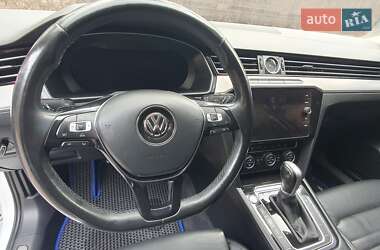 Универсал Volkswagen Passat 2017 в 