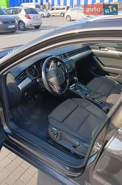 Универсал Volkswagen Passat 2015 в 