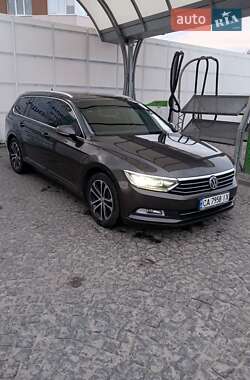Универсал Volkswagen Passat 2015 в 