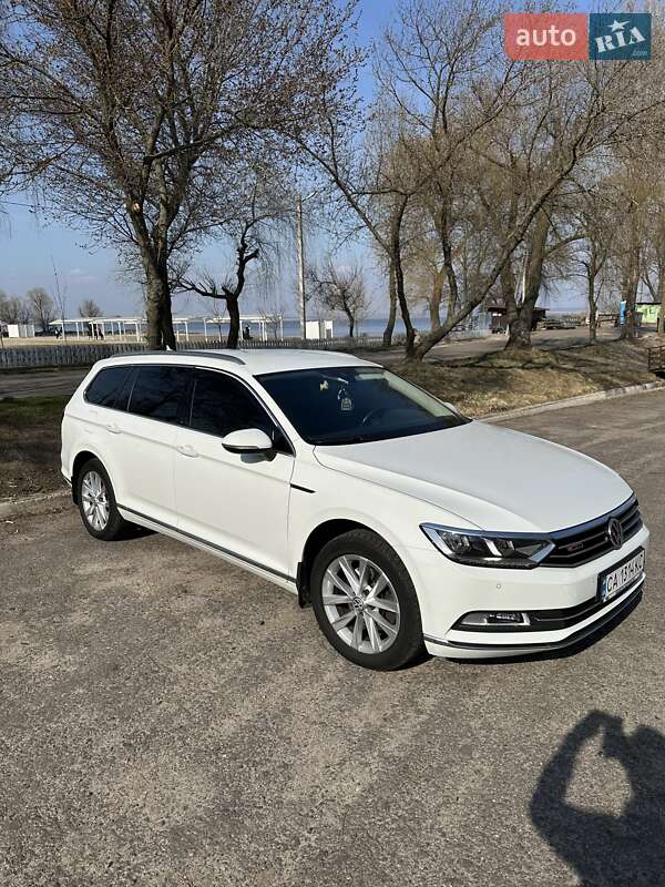 Универсал Volkswagen Passat 2015 в 